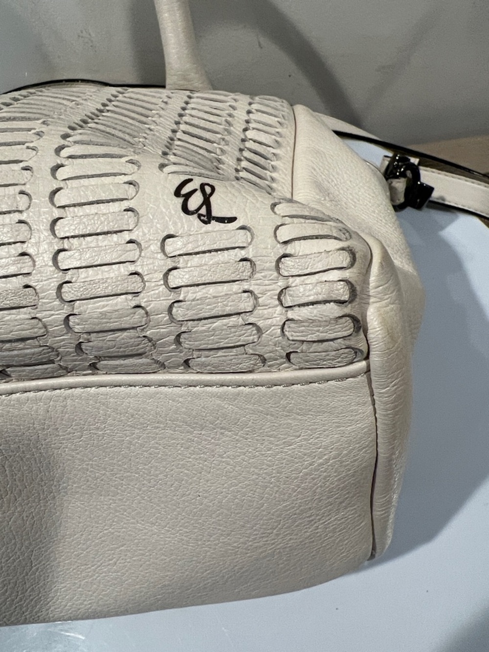 Elliott Lucca Cream Woven-Texture Satchel Crossbody Bag - Picture 9 of 17